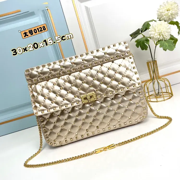 Star-Embroidered Detachable Handle Shoulder Bag